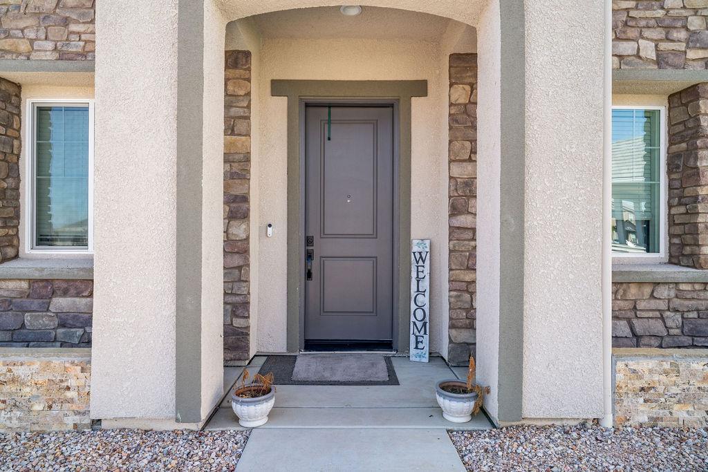 2027 N Bliss Ave, Fresno, CA 93727