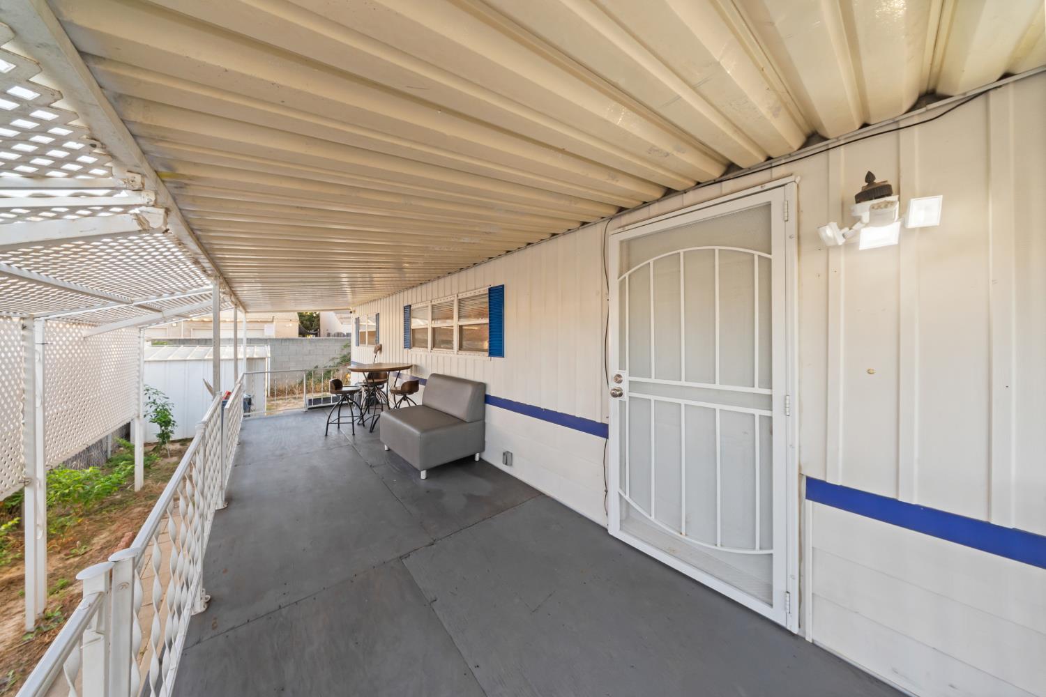 7676 N Fresno St #20, Fresno, CA 93720