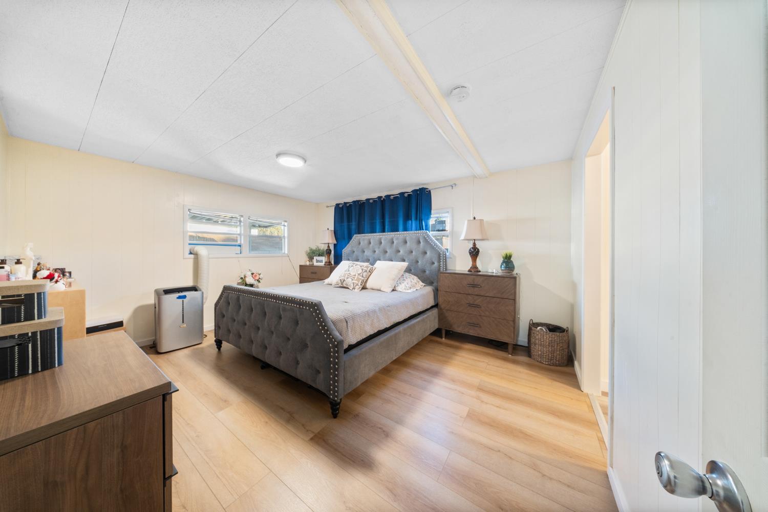 7676 N Fresno St #20, Fresno, CA 93720