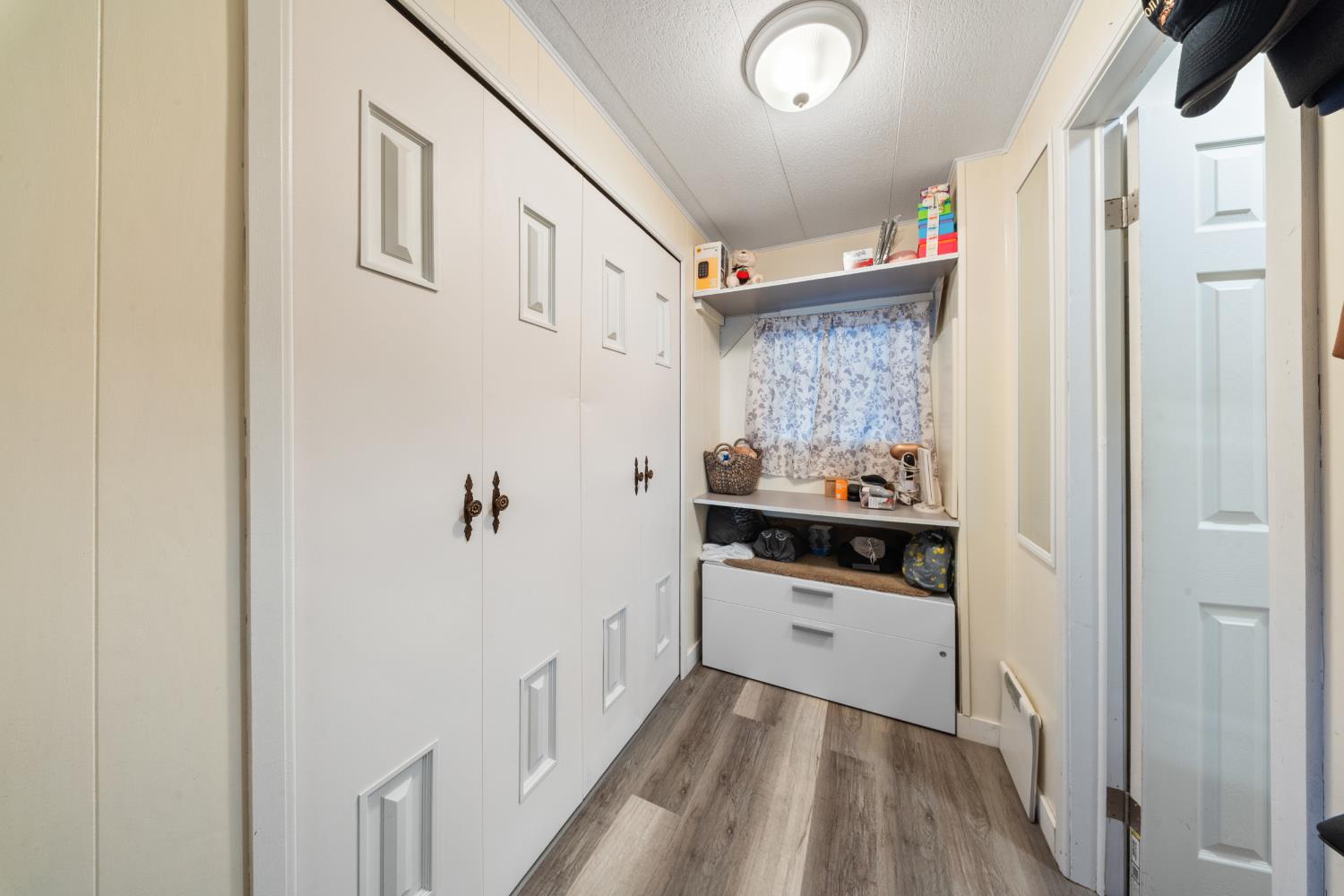 7676 N Fresno St #20, Fresno, CA 93720