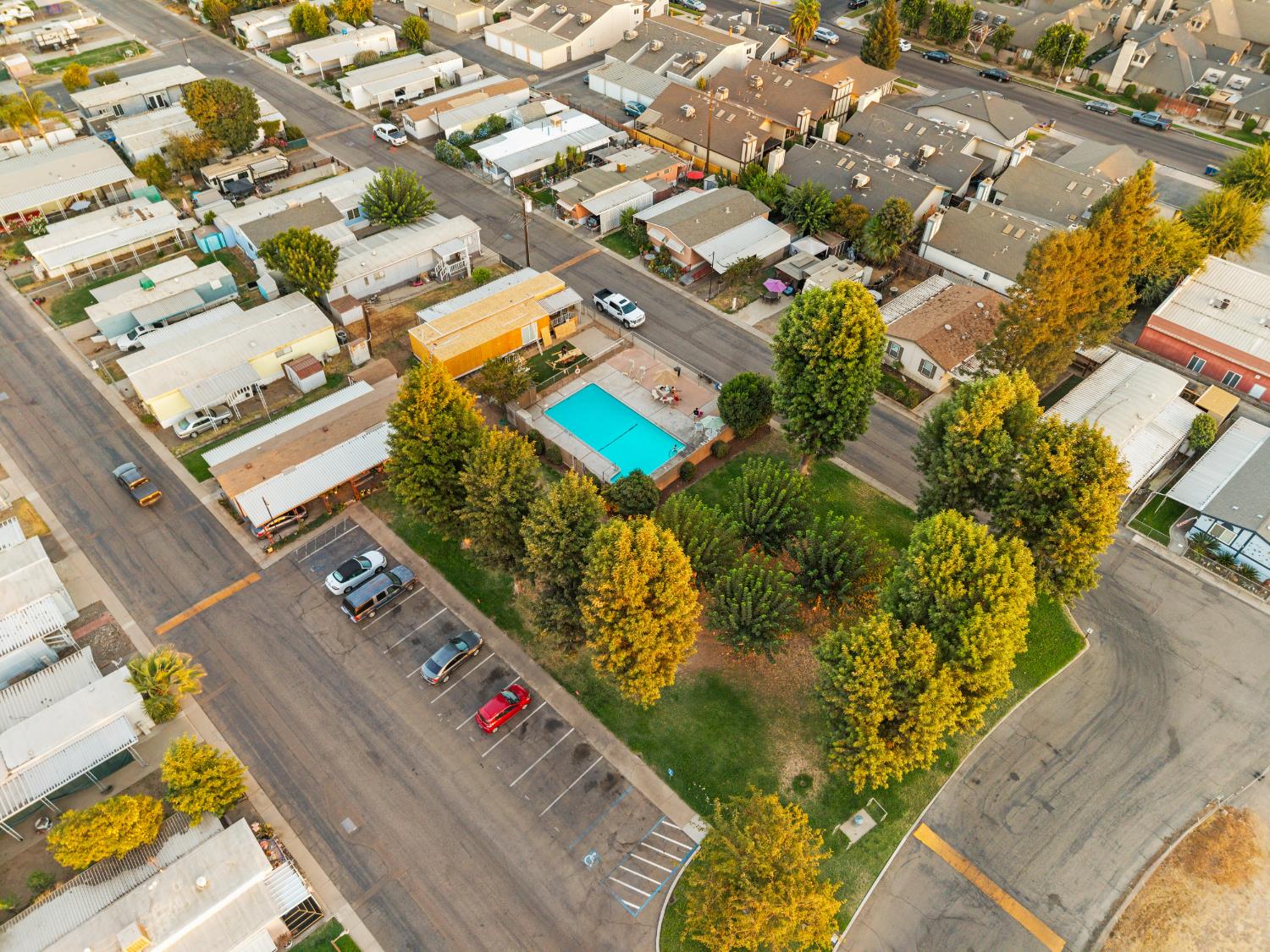 7676 N Fresno St #20, Fresno, CA 93720