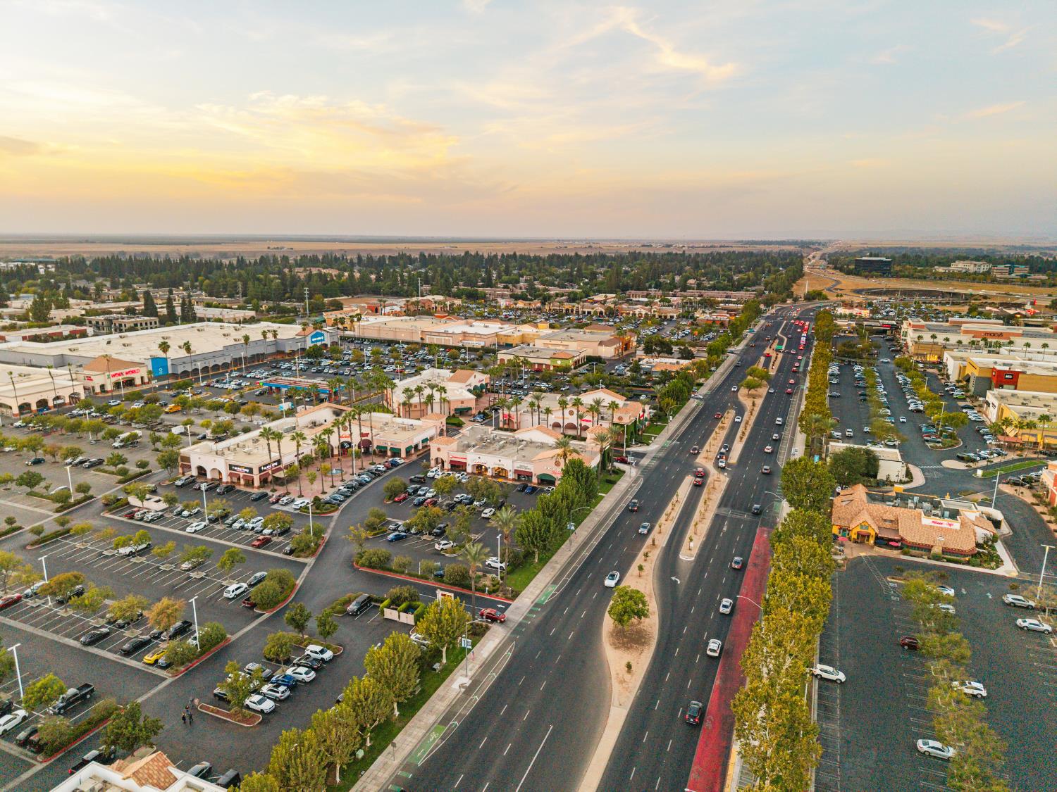 7676 N Fresno St #20, Fresno, CA 93720