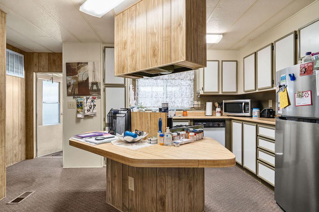 371 Bethel, Sanger, CA 93657