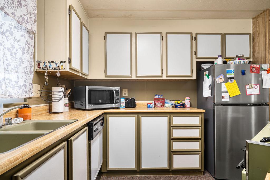 371 Bethel, Sanger, CA 93657