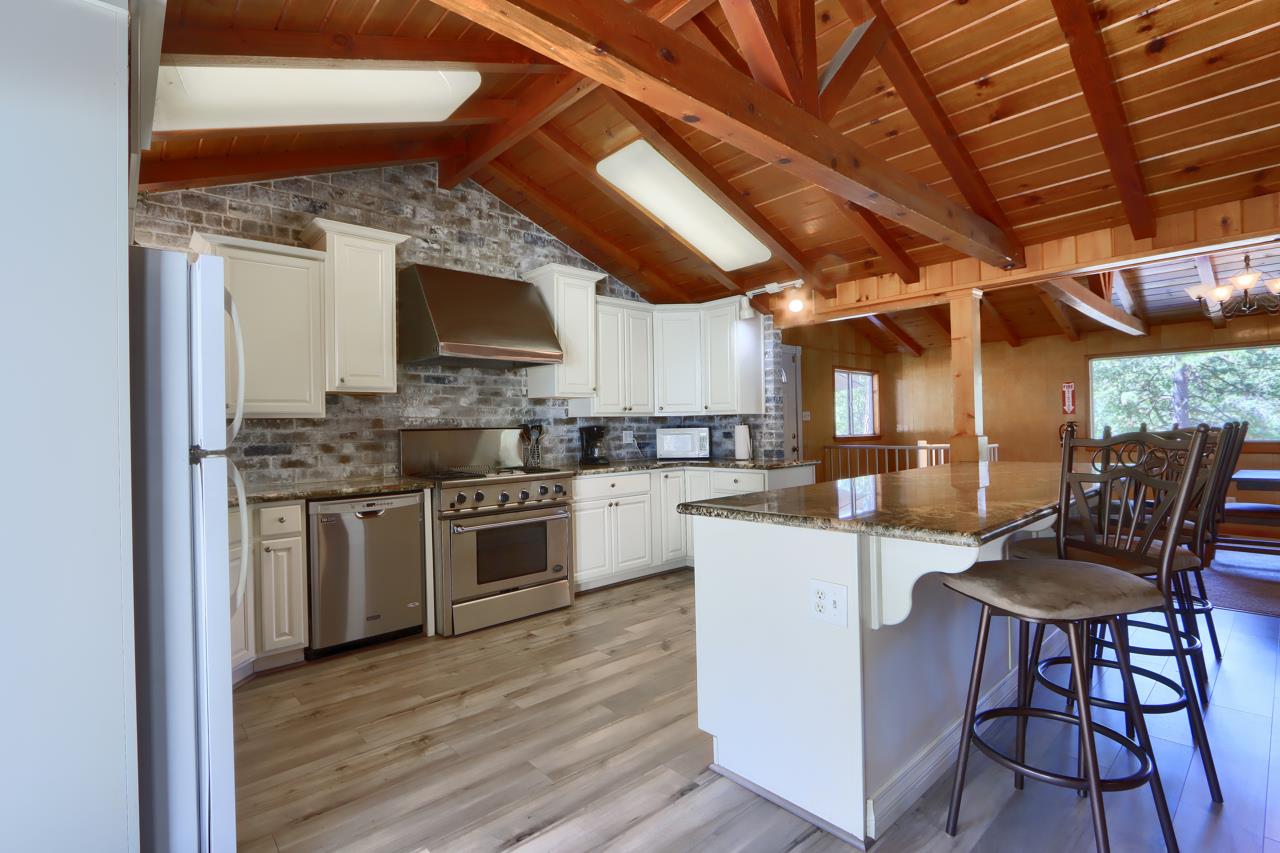 53327 Road 432, Bass Lake, CA 93604