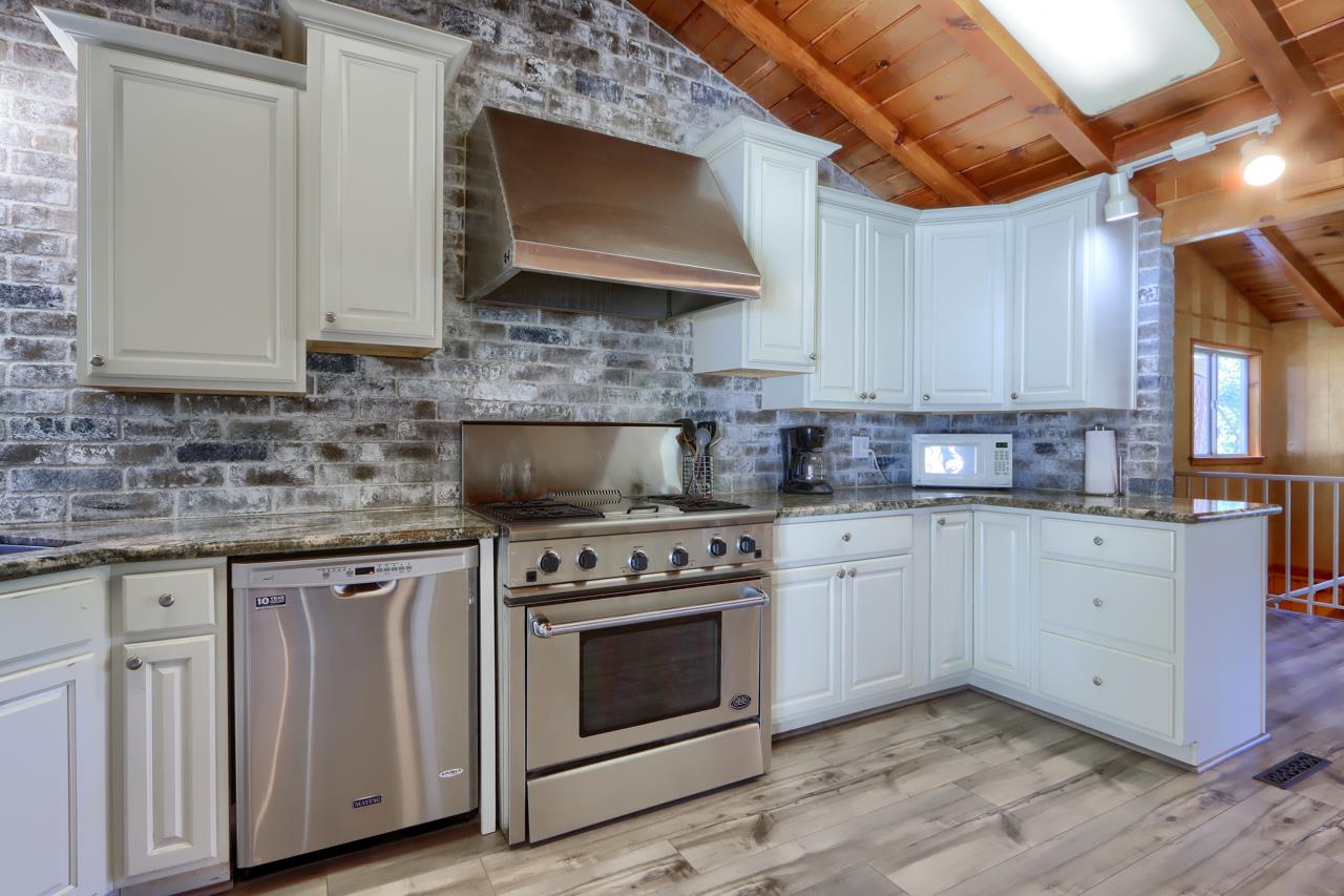 53327 Road 432, Bass Lake, CA 93604