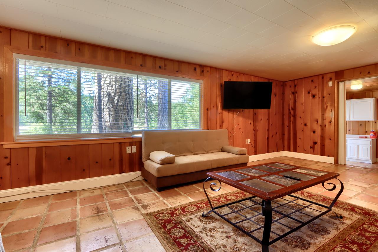 53327 Road 432, Bass Lake, CA 93604