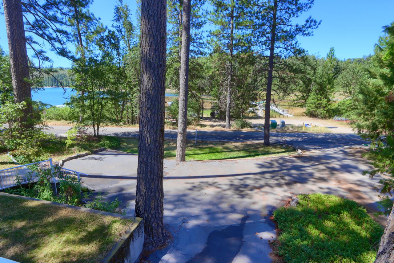 53327 Road 432, Bass Lake, CA 93604