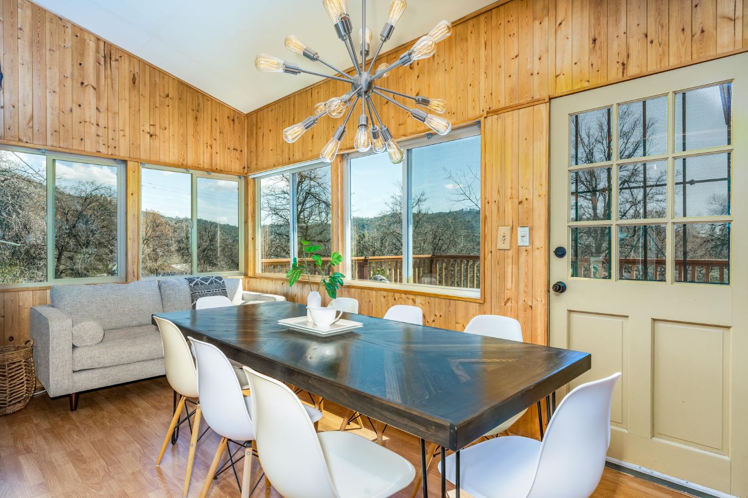 42909 Country Club Dr W, Oakhurst, CA 93644