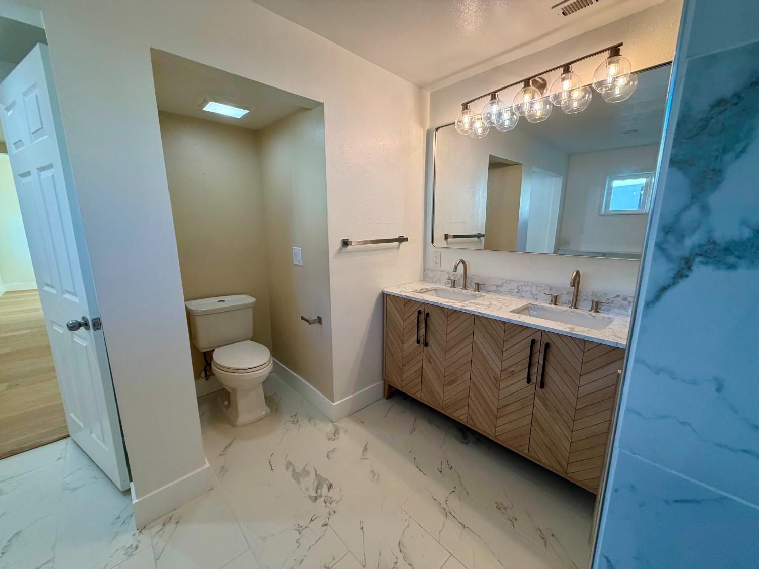 1327 NE Ward St, Berkeley, CA 94702