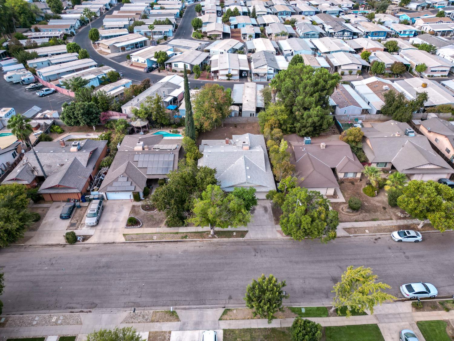 248 W Palo Alto Ave, Fresno, CA 93704
