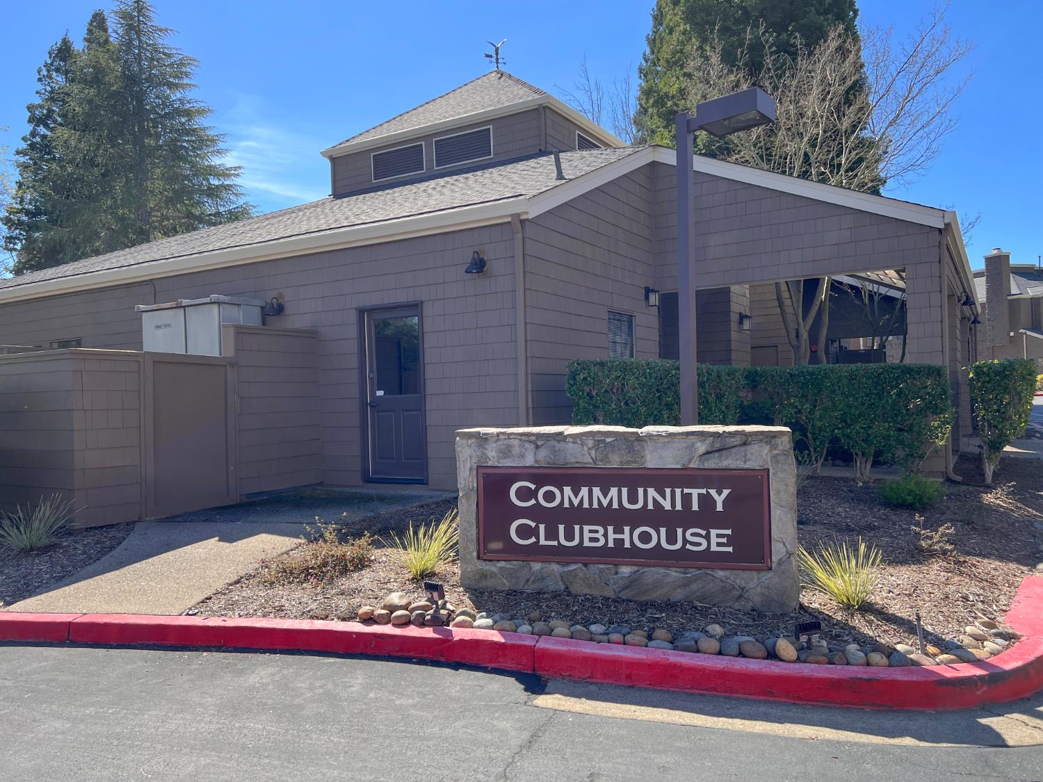 450 Pine Ridge Dr, San Ramon, CA 94582