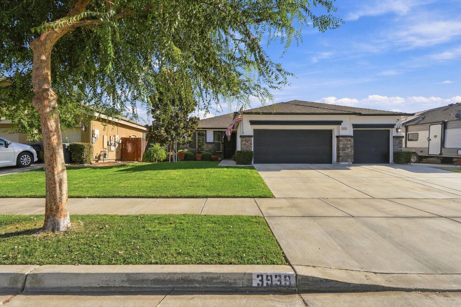 3939 E Laura, Visalia, CA 93292