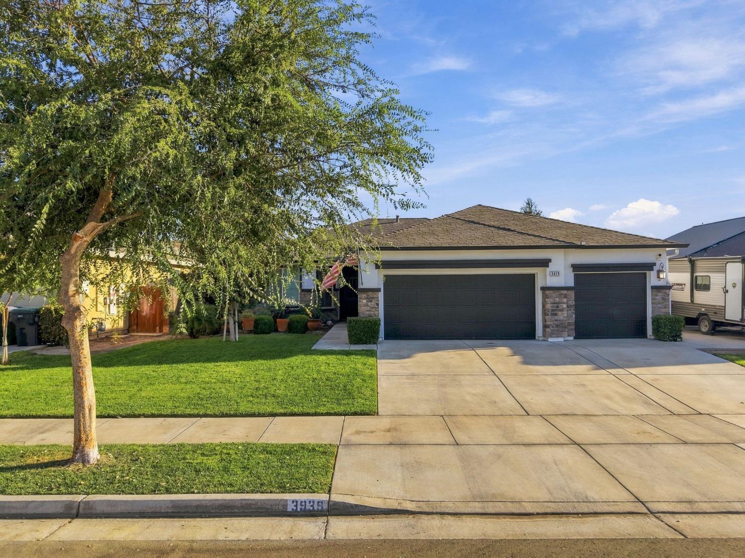 3939 E Laura, Visalia, CA 93292