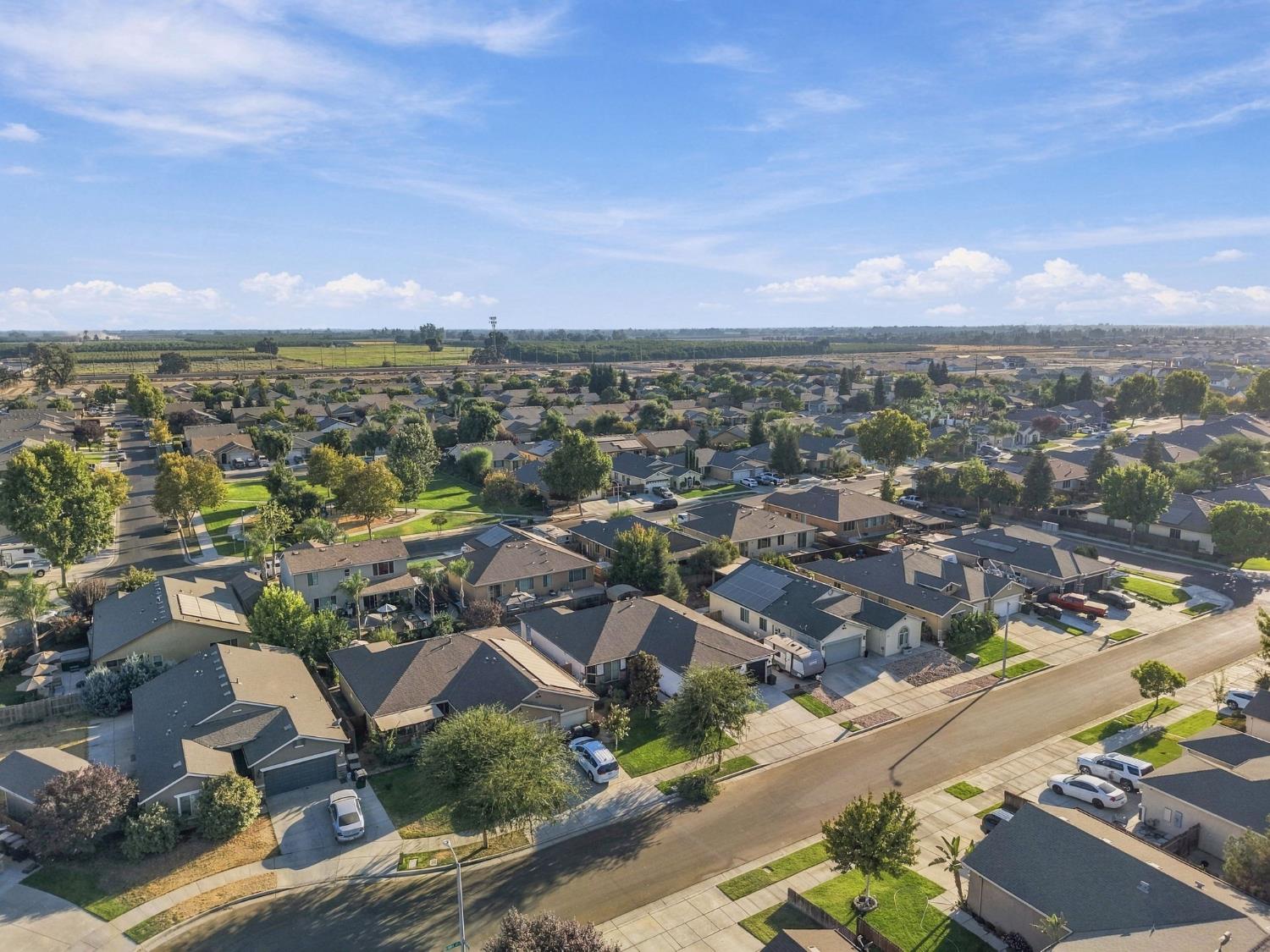 3939 E Laura, Visalia, CA 93292