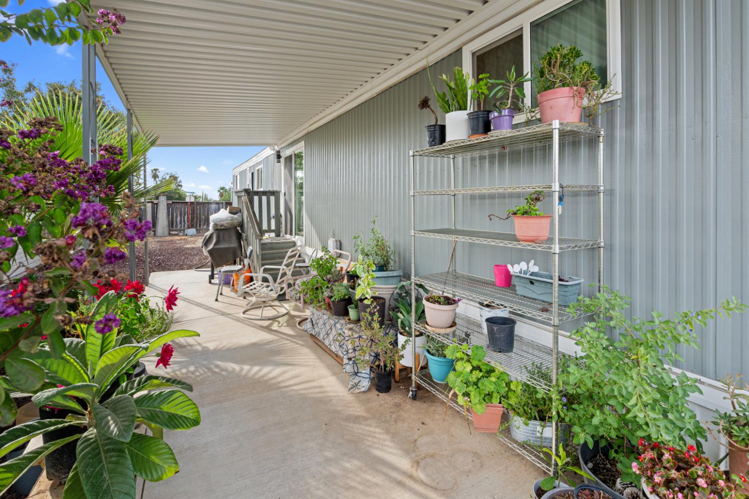 1218 E Cleveland Ave #14, Madera, CA 93638