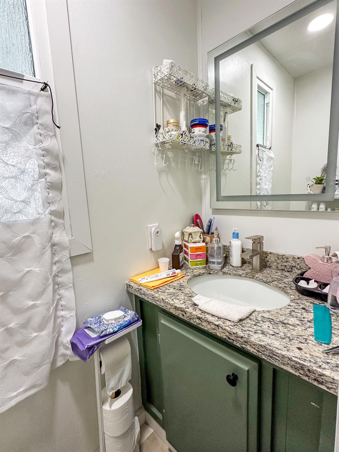 1218 E Cleveland Ave #14, Madera, CA 93638