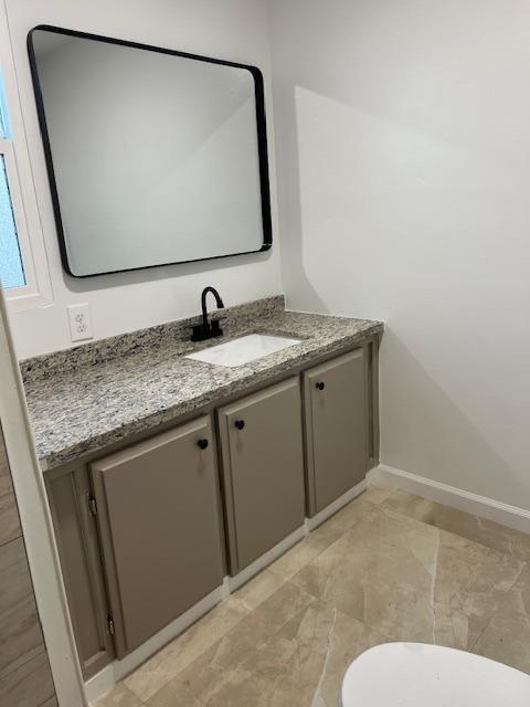 1218 E Cleveland Ave #14, Madera, CA 93638