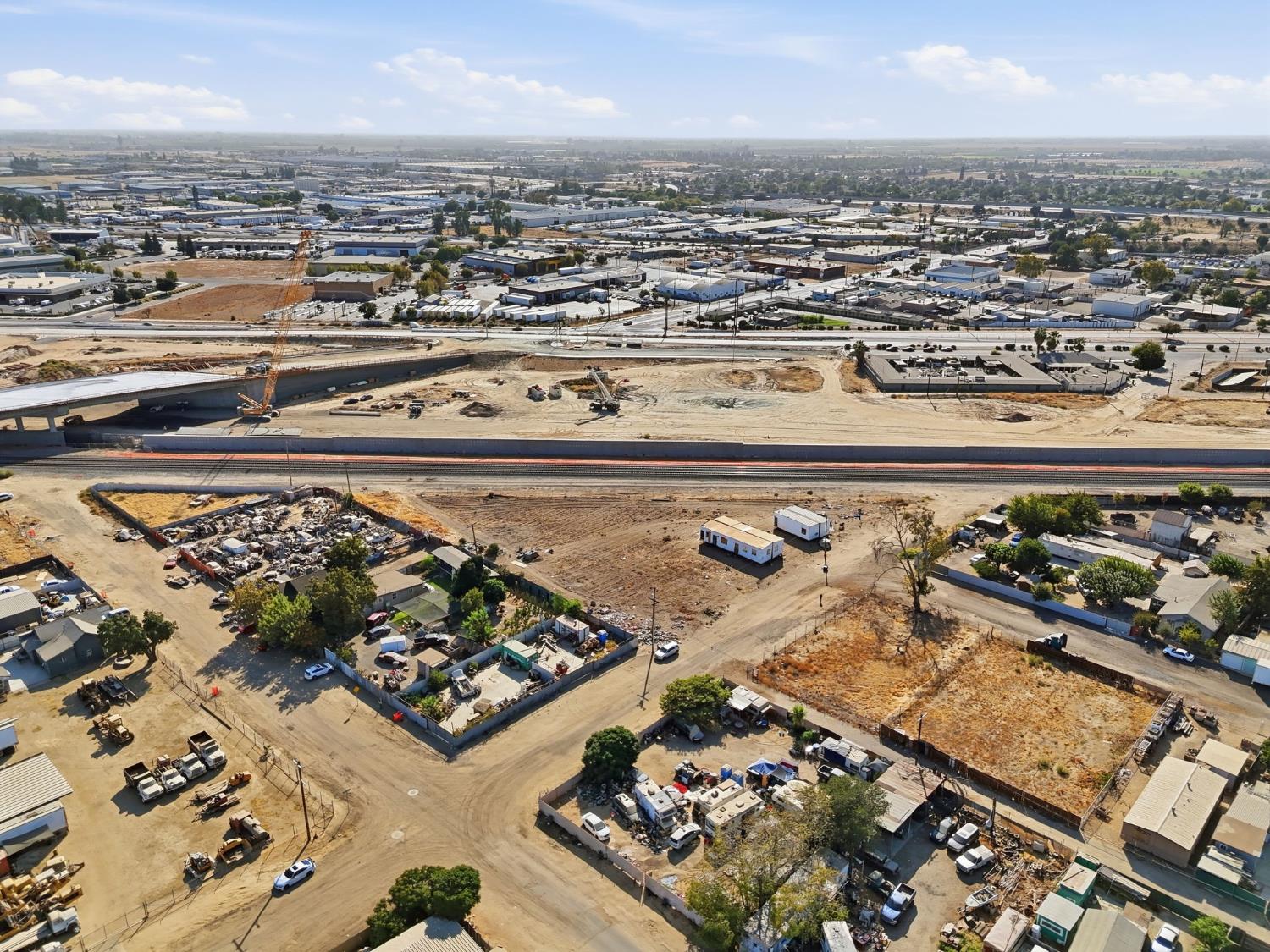 3012 E Belgravia Ave, Fresno, CA 93721