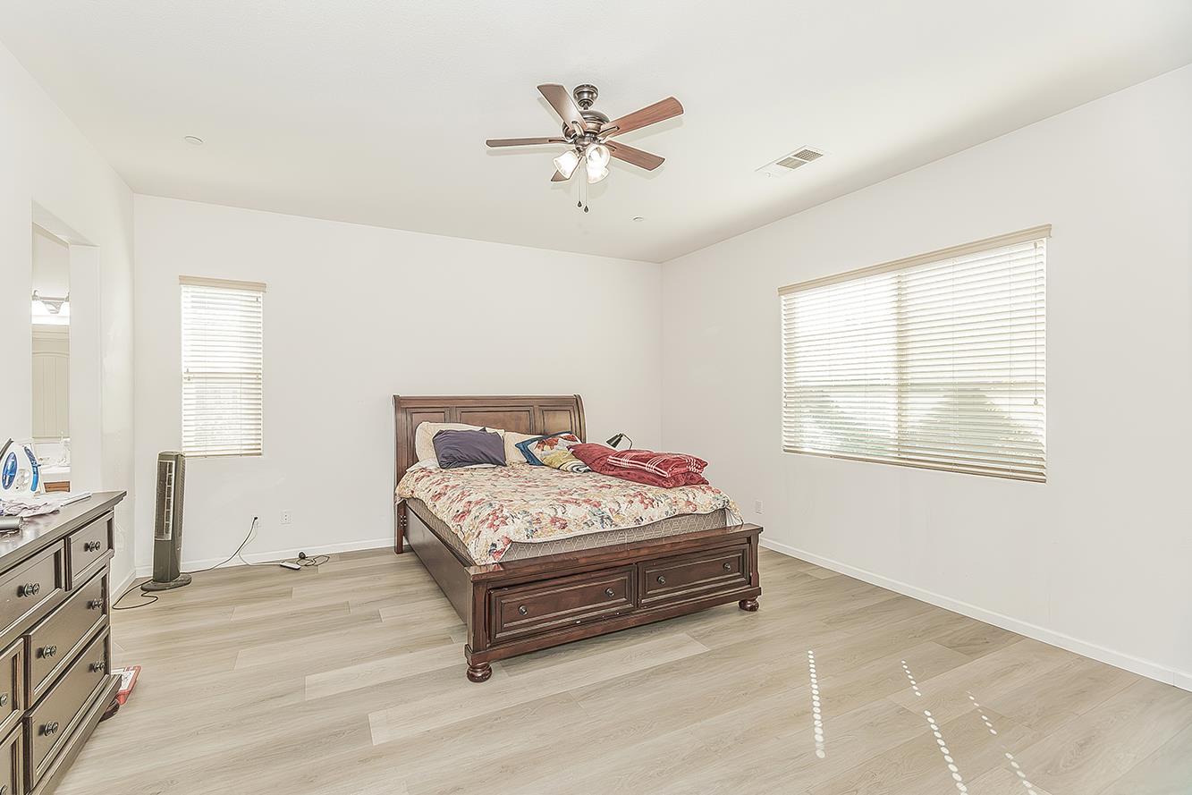 3765 N Pearwood Ave, Fresno, CA 93727