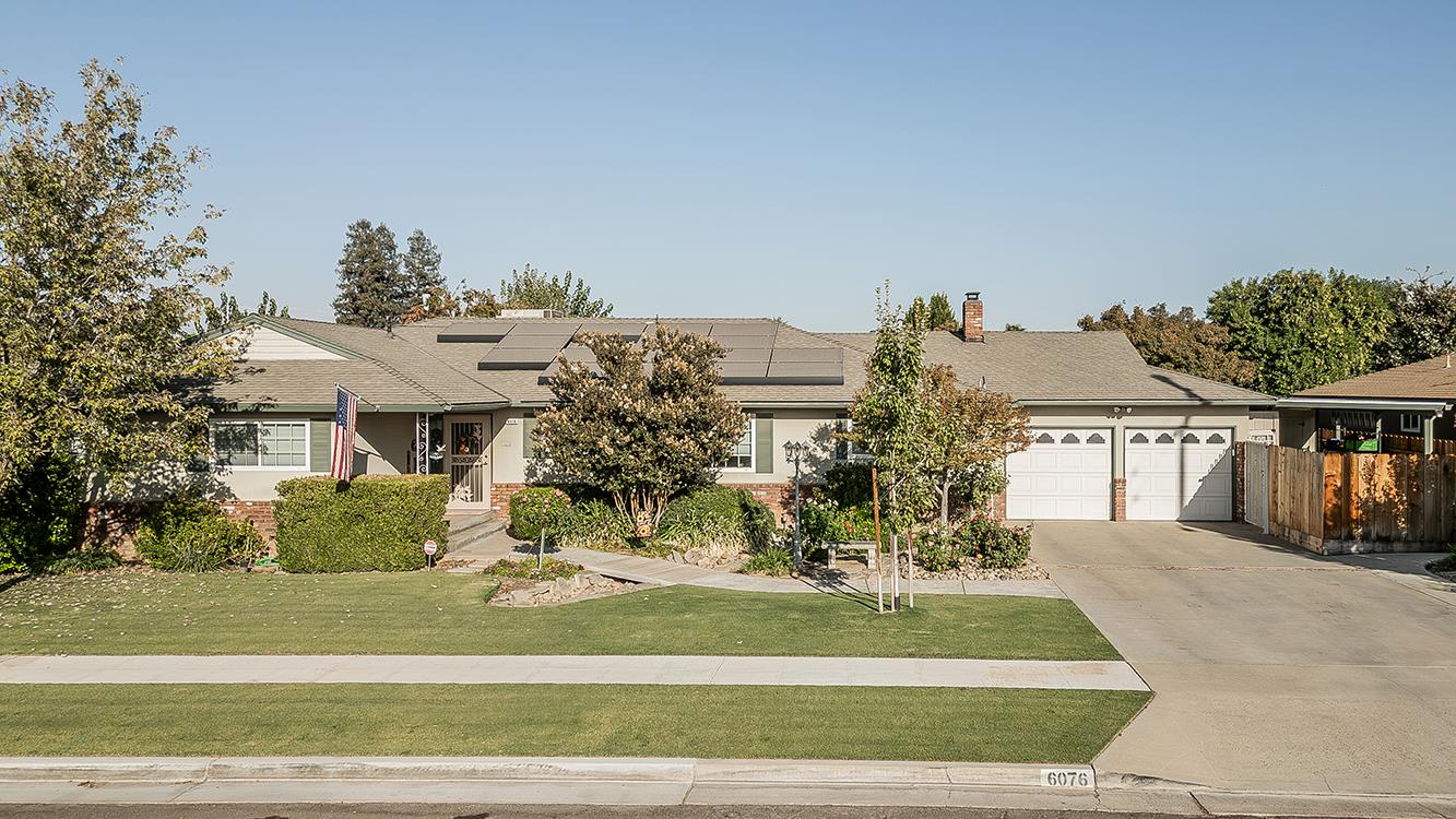 6076 N Spalding Ave, Fresno, CA 93710