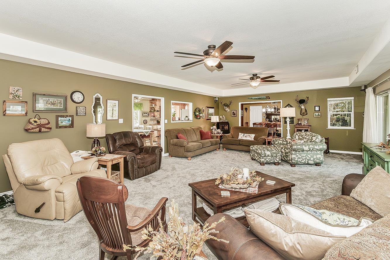 6076 N Spalding Ave, Fresno, CA 93710
