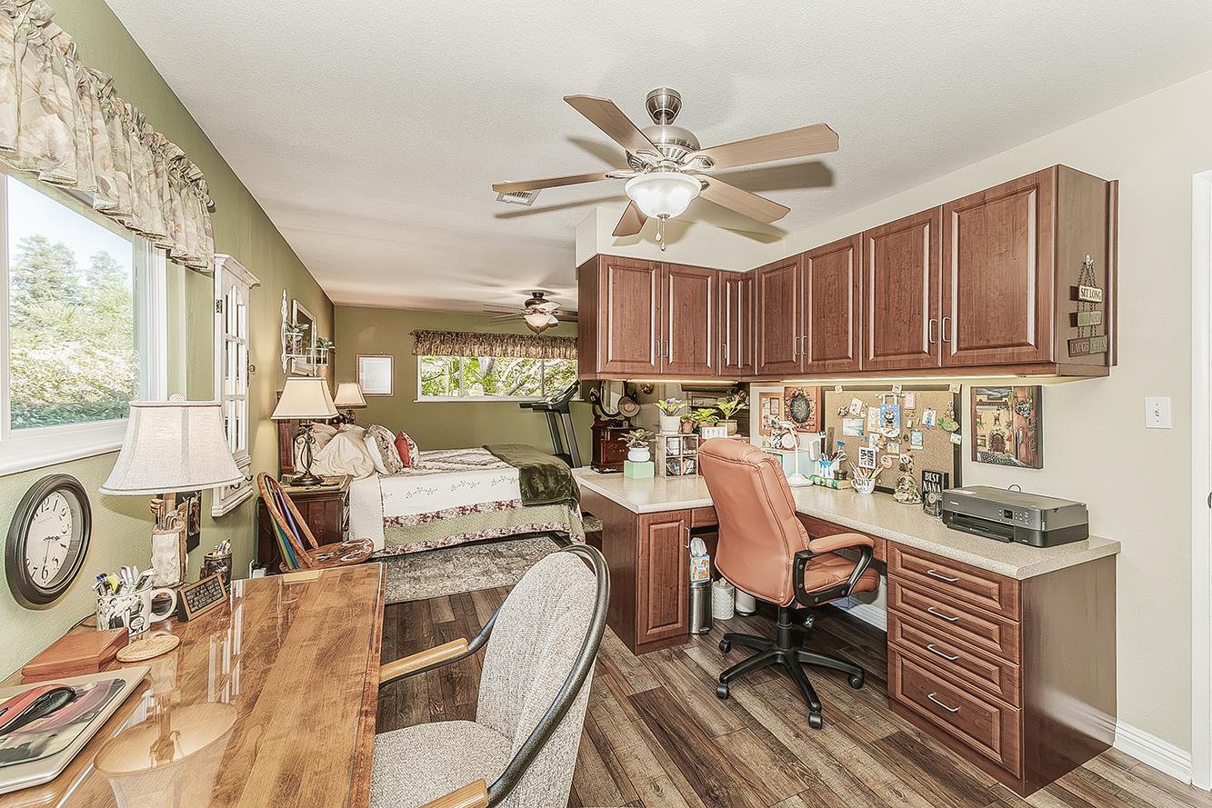 6076 N Spalding Ave, Fresno, CA 93710