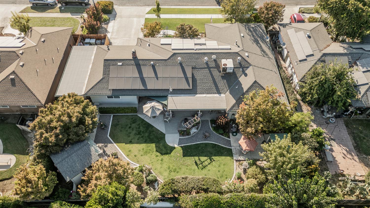 6076 N Spalding Ave, Fresno, CA 93710
