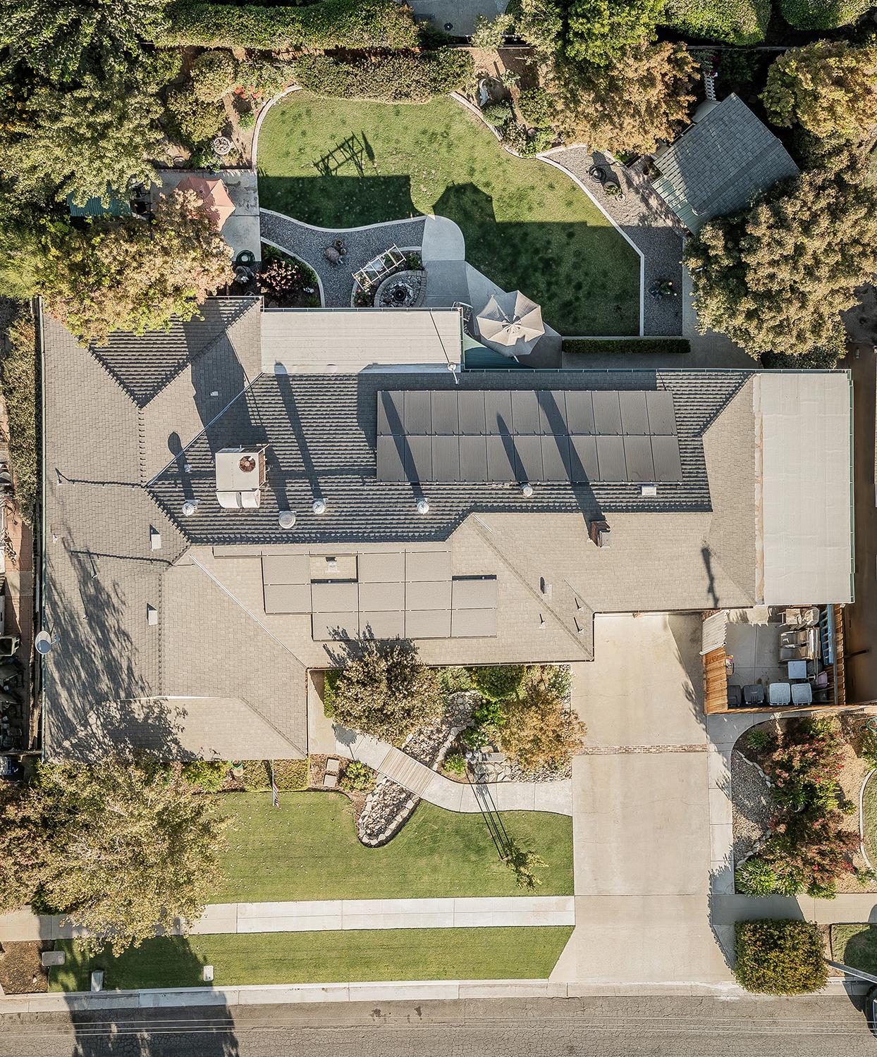 6076 N Spalding Ave, Fresno, CA 93710