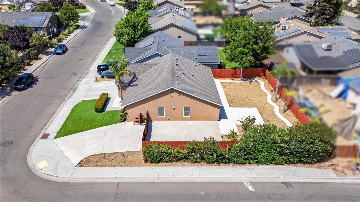 2526 N Antioch Ave, Fresno, CA 93722