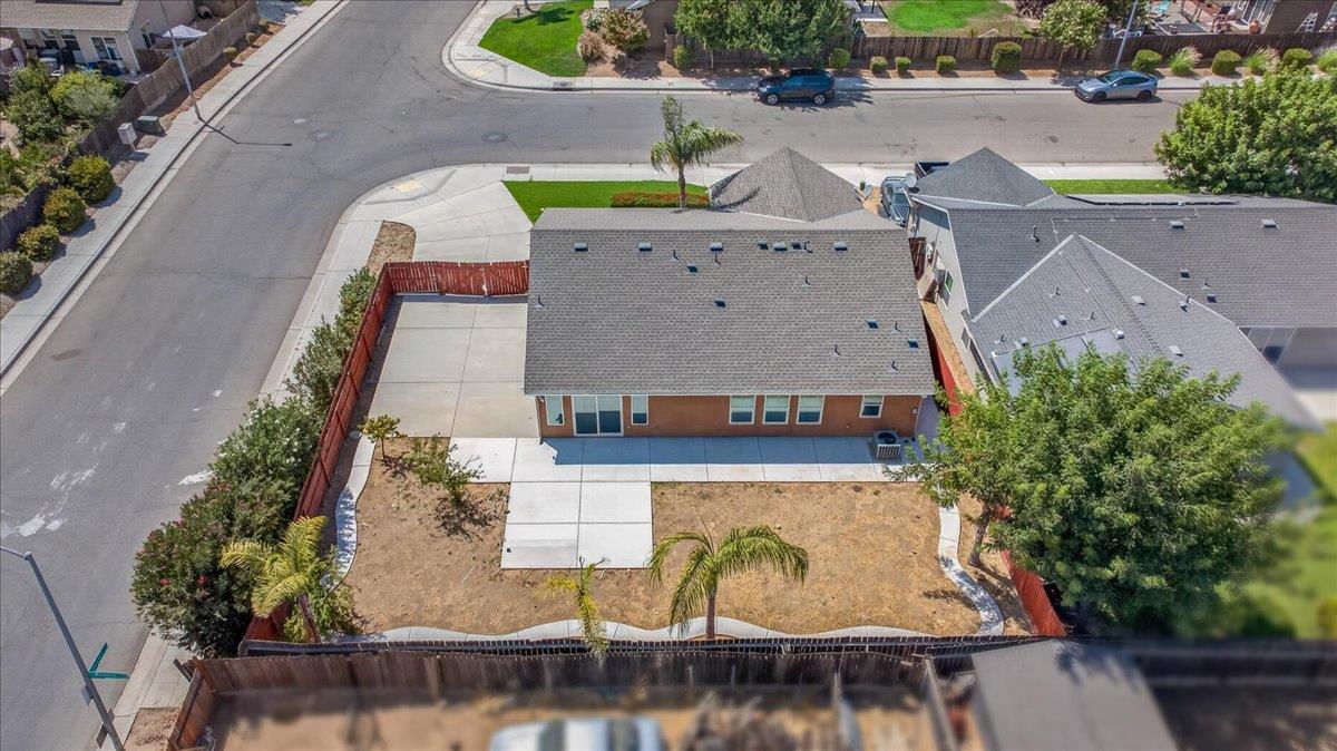 2526 N Antioch Ave, Fresno, CA 93722