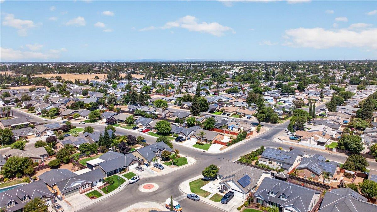 2526 N Antioch Ave, Fresno, CA 93722
