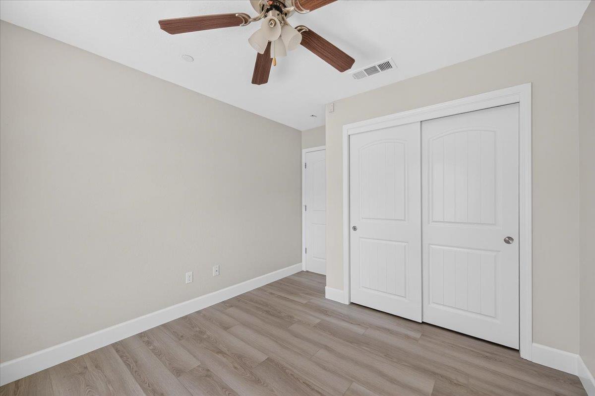 2526 N Antioch Ave, Fresno, CA 93722