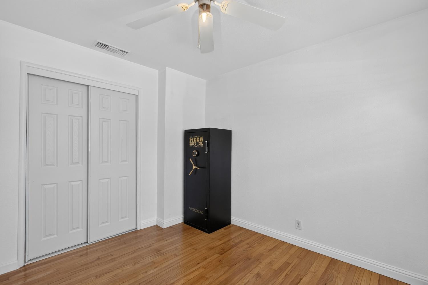 2432 E Richert Ave, Fresno, CA 93726