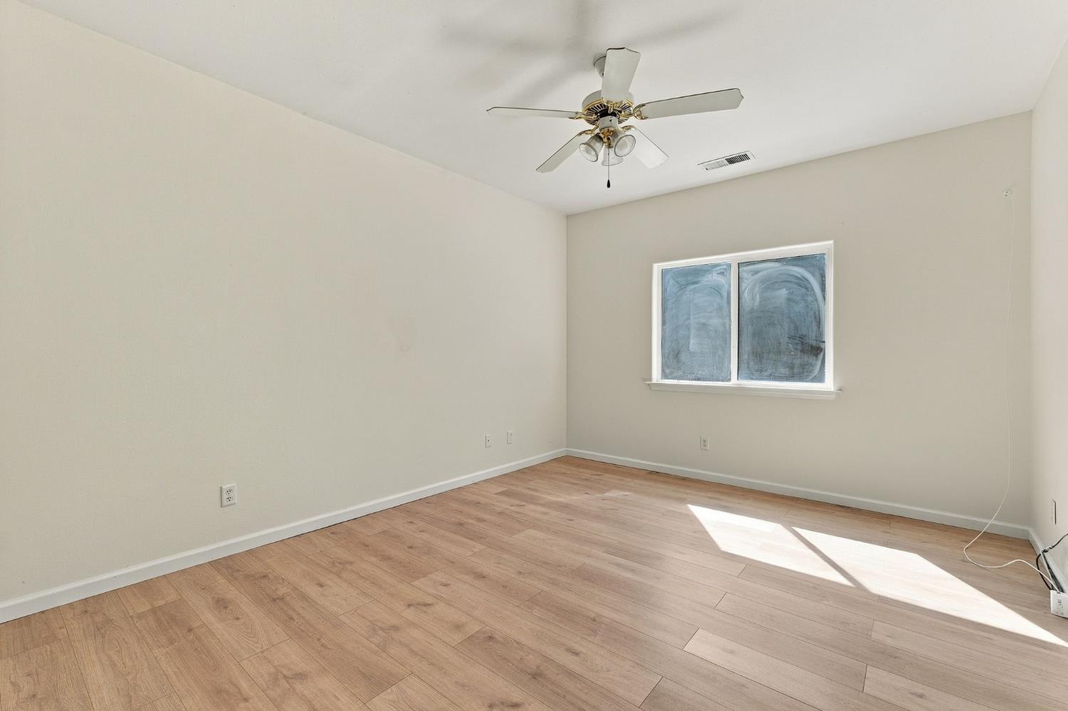 2317 E Lewis Ct, Fowler, CA 93625