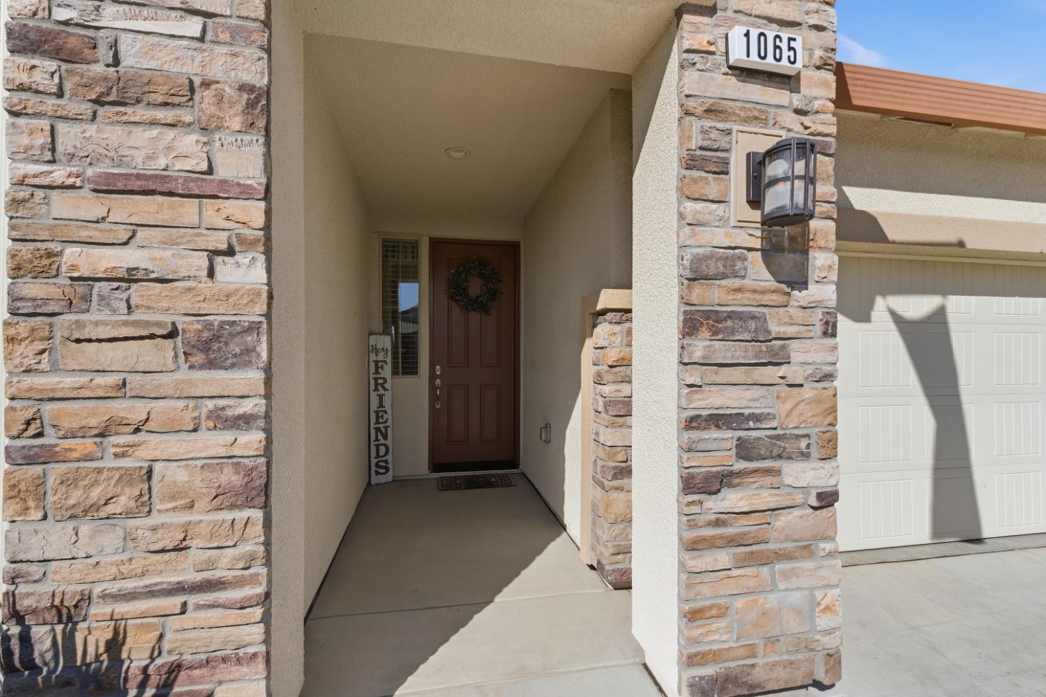 1065 Ridge Creek Estates Way, Dinuba, CA 93618