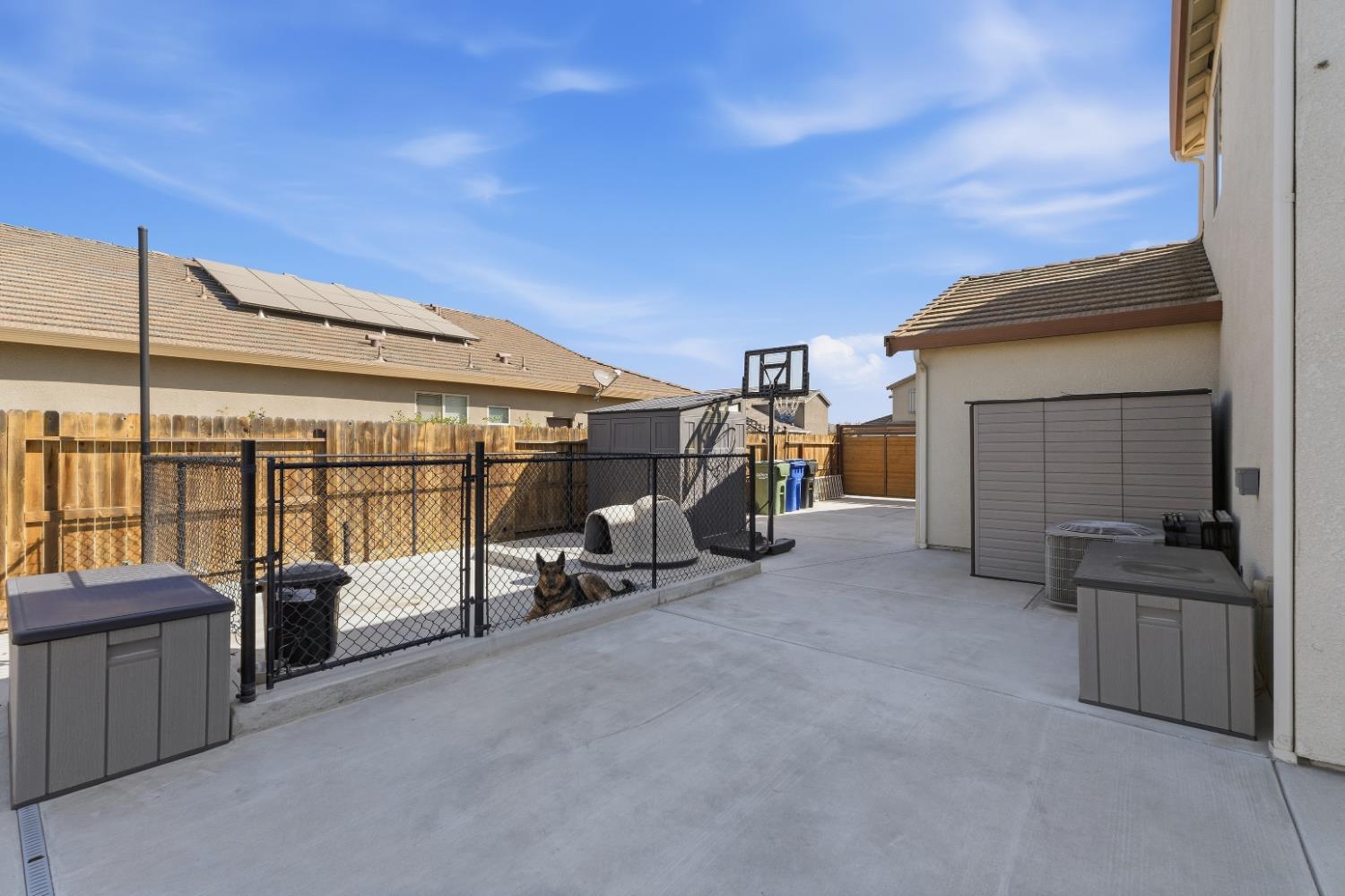 1065 Ridge Creek Estates Way, Dinuba, CA 93618
