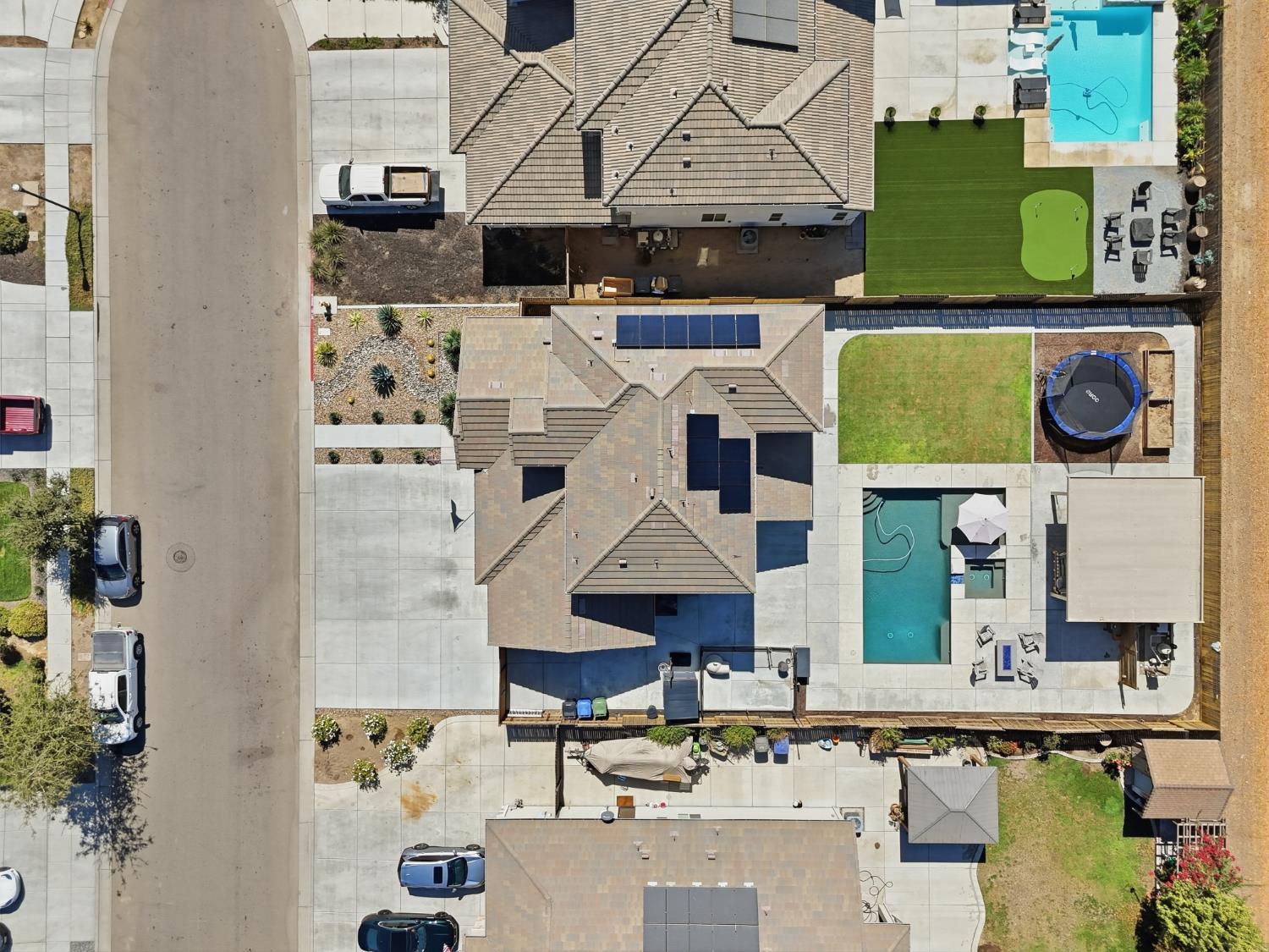 1065 Ridge Creek Estates Way, Dinuba, CA 93618