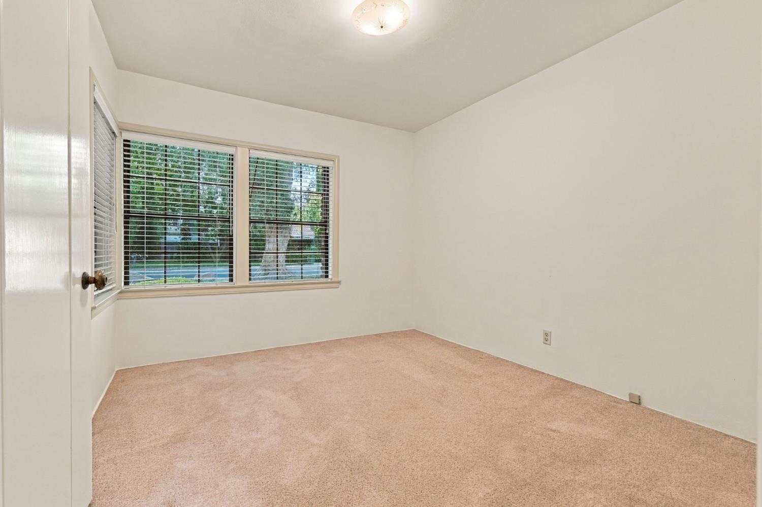 4688 N Wilson Ave, Fresno, CA 93704