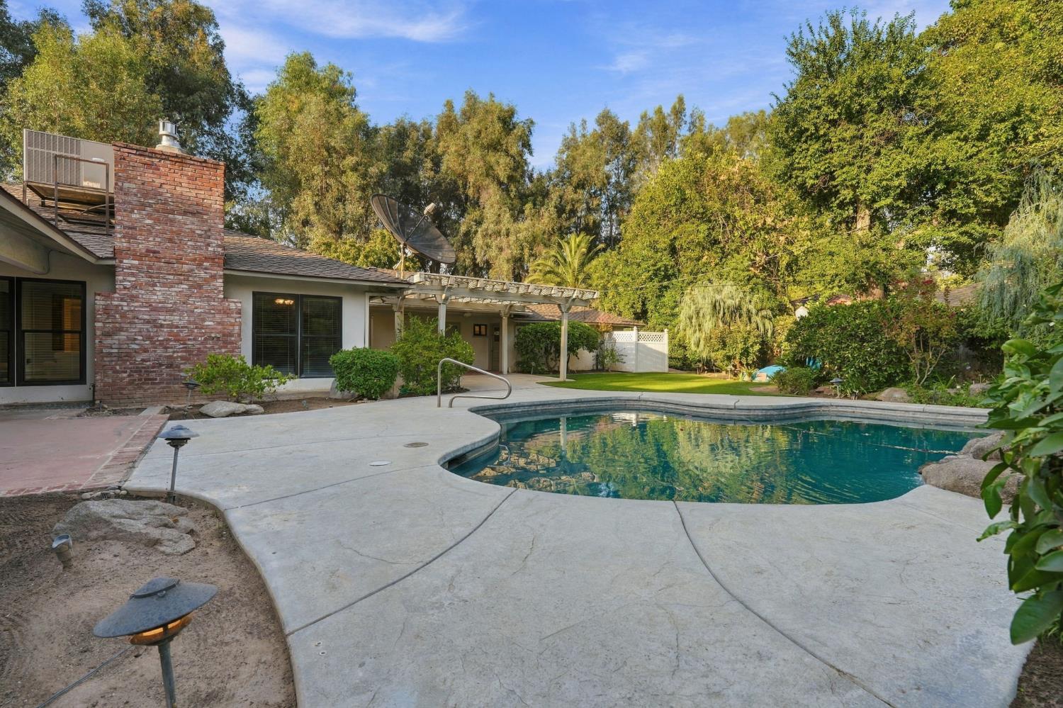 4688 N Wilson Ave, Fresno, CA 93704