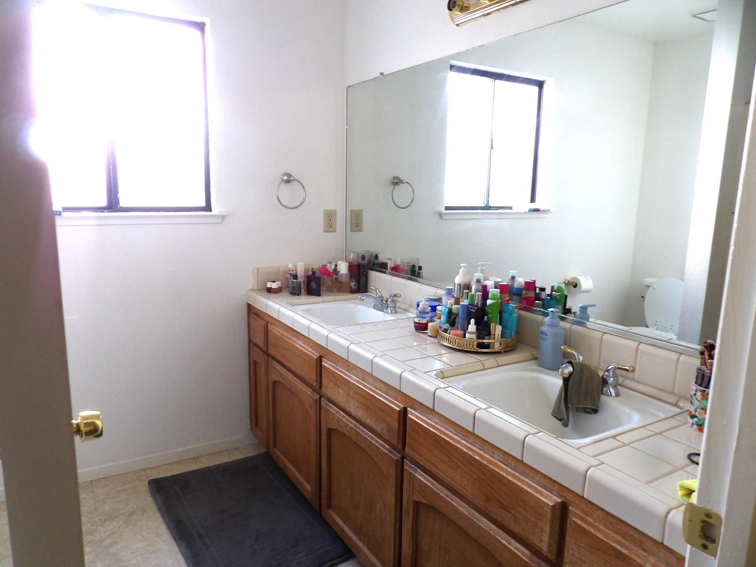 668 N Bundy Ave, Fresno, CA 93611