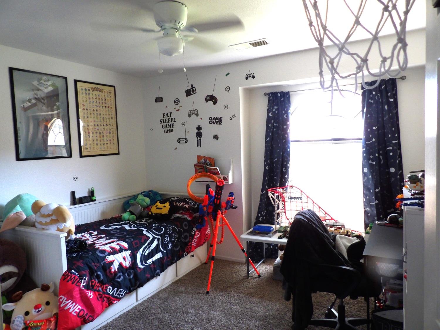 668 N Bundy Ave, Fresno, CA 93611
