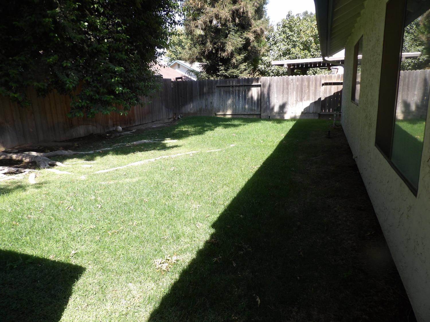 668 N Bundy Ave, Fresno, CA 93611
