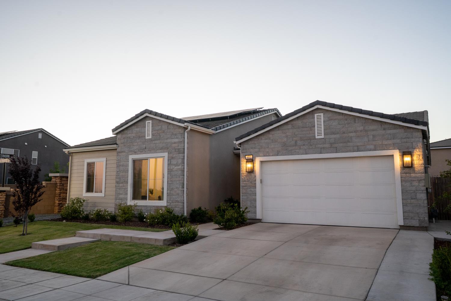 812 Traverse Dr S, Madera, CA 93636