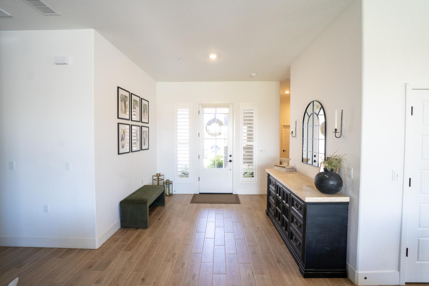 812 Traverse Dr S, Madera, CA 93636