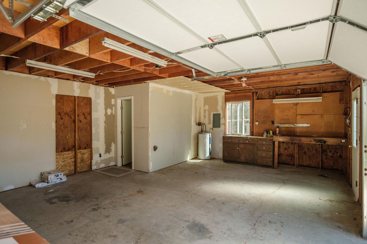 5667 Amber Ave, Clovis, CA 93619