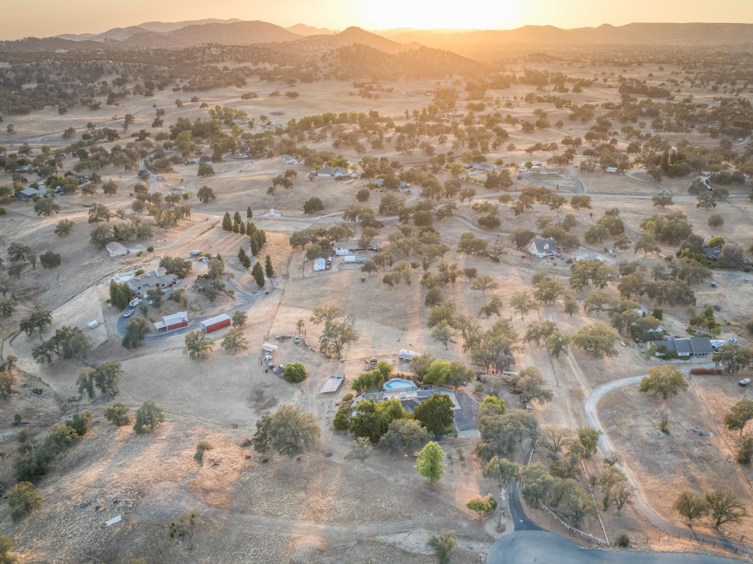 14408 Buggy Whip Ln, Prather, CA 93651