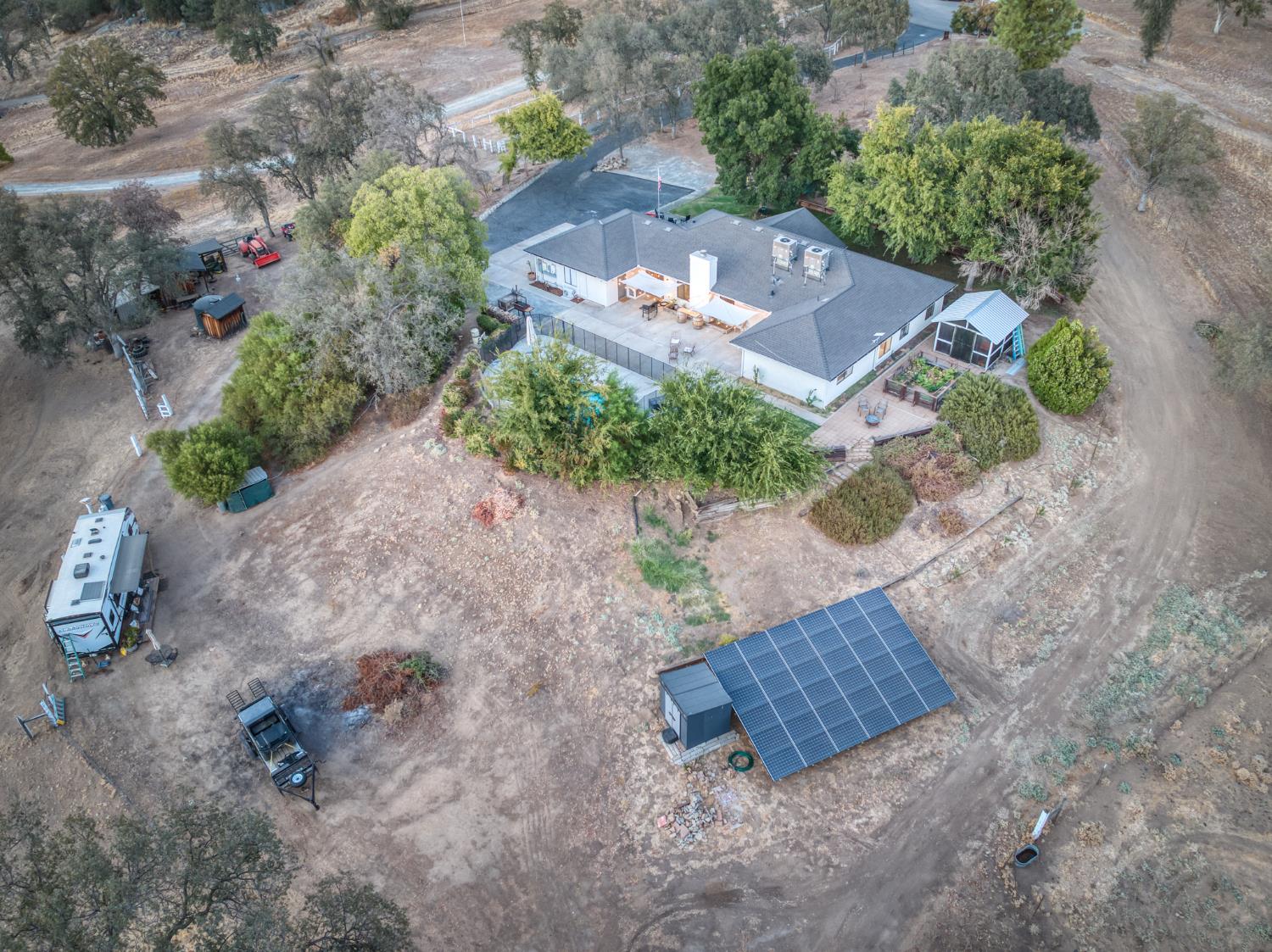 14408 Buggy Whip Ln, Prather, CA 93651