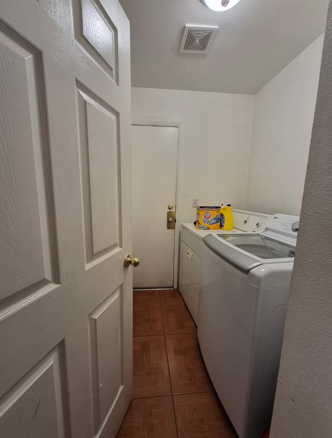 1309 N Fisher Ave, Reedley, CA 93654