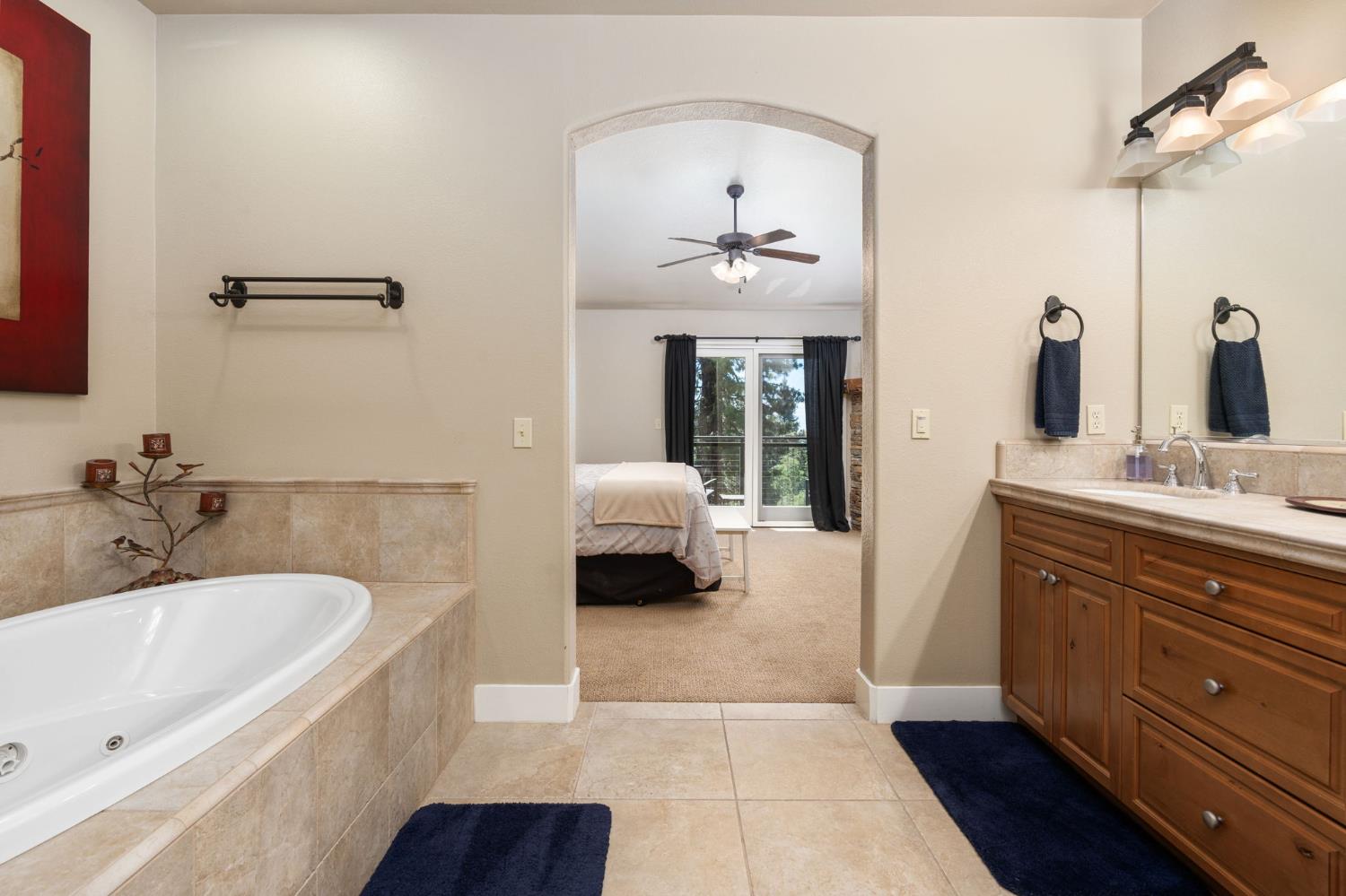 42158 Majestic Ln, Shaver Lake, CA 93664